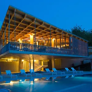 Hotel Ozadi