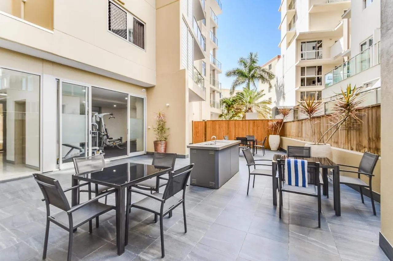 Redvue Holiday Apartments Redcliffe 4*,  Australia