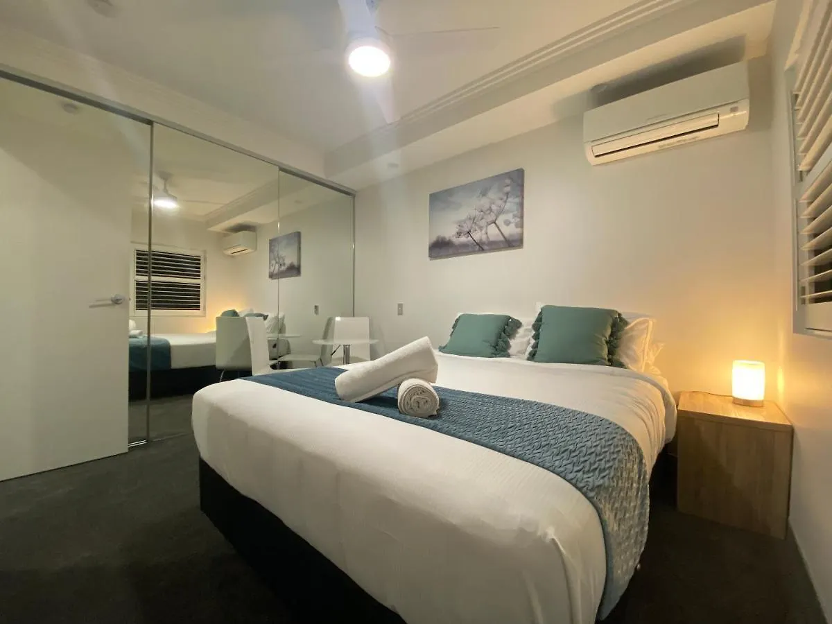 Redvue Holiday Apartments Redcliffe