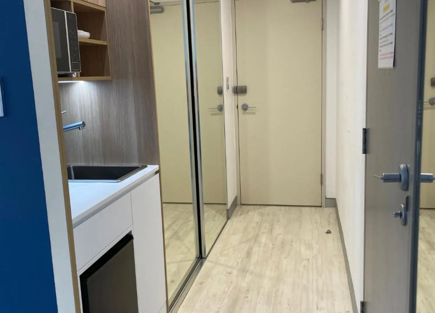 Redvue Holiday Apartments Redcliffe Australia
