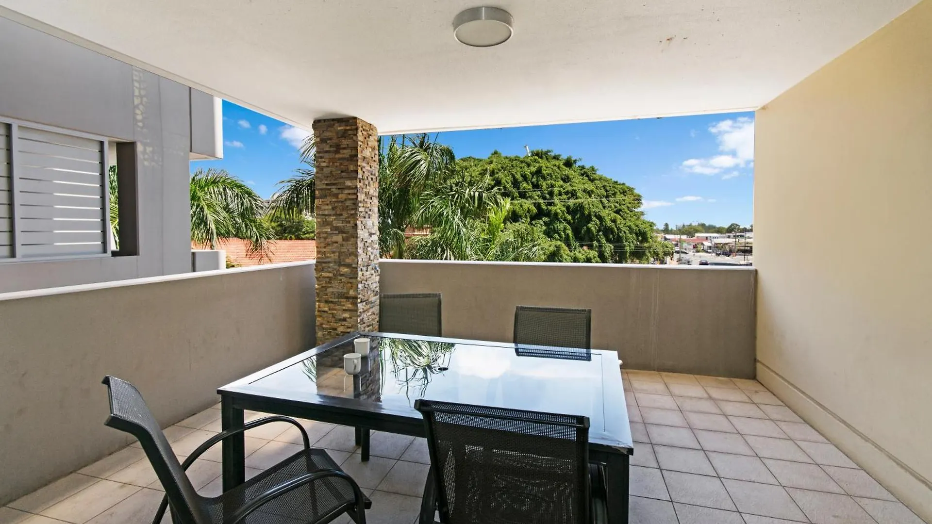 Redvue Holiday Apartments Redcliffe