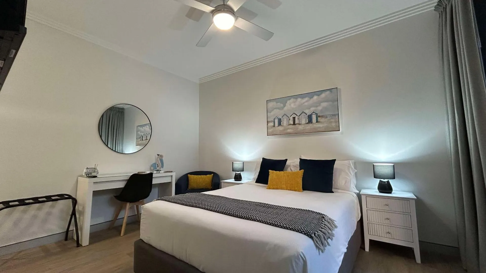Redvue Holiday Apartments Redcliffe Aparthotel